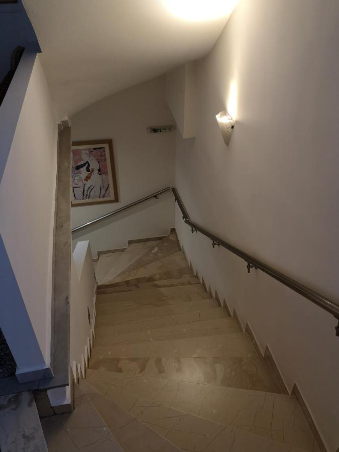Hotel Ritsa Kamena Vourla Extérieur photo