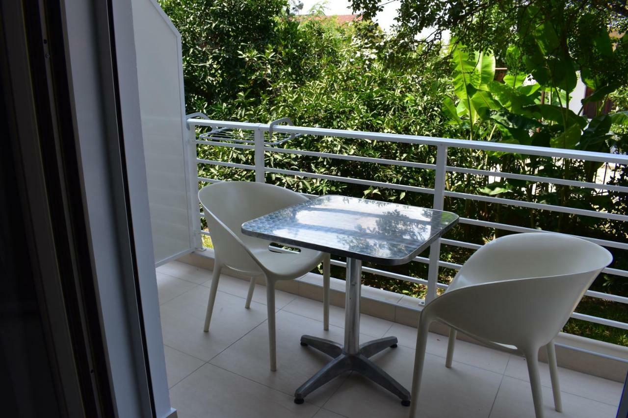Hotel Ritsa Kamena Vourla Extérieur photo